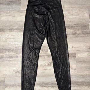 Black Faux Leather Look Leggings High Waisted Sleek Stretch Pants #leatherlook